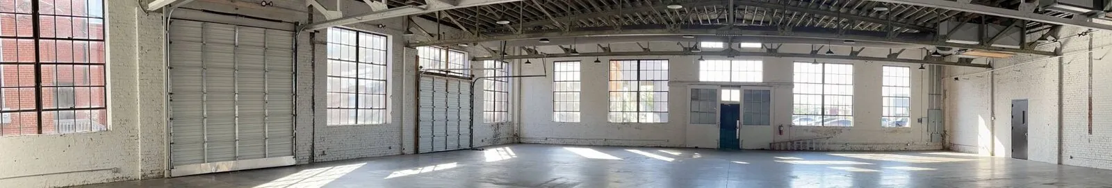 Industrial-size overhead doors at 223 Commerce, Kingsport TN