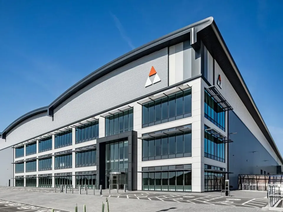 Modern logistics and industrial building
